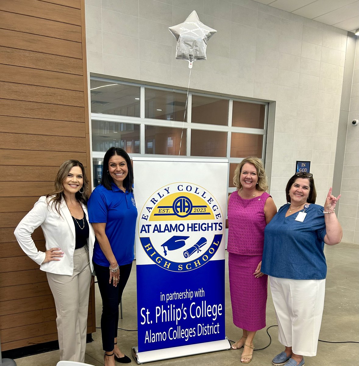 Principal Smith tweet media