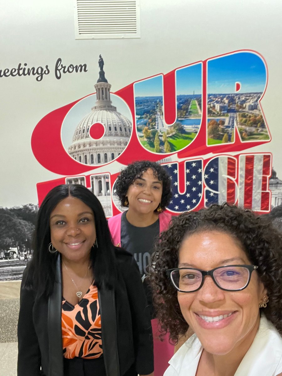 nasponline's tweet photo. We love seeing the smiling faces of our advocates sharing the importance of school psychologists! #PPI2024 #NASPAdvocates https://t.co/QcQmAub39B