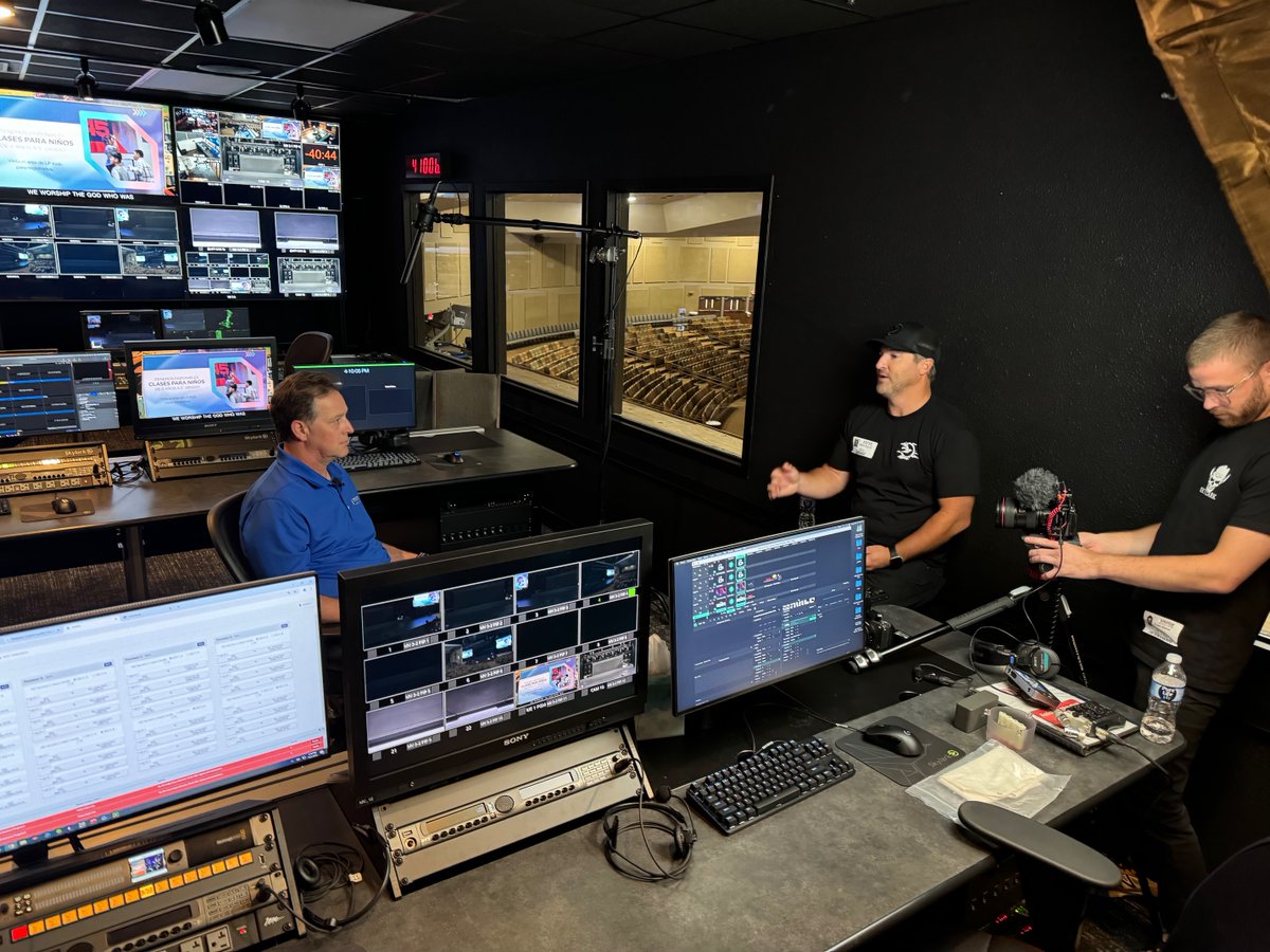 Imagine_Comms's tweet photo. Thank you #Lakepointe for hosting a fantastic conference where industry experts shared their insights on how to elevate worship experiences.

Our gratitude extends to all who joined us, including our friends and fellow experts at @Lakepointe, @SkylarkAV and @SonyProUSA.

#IP #HoW https://t.co/OQgaPKhOya