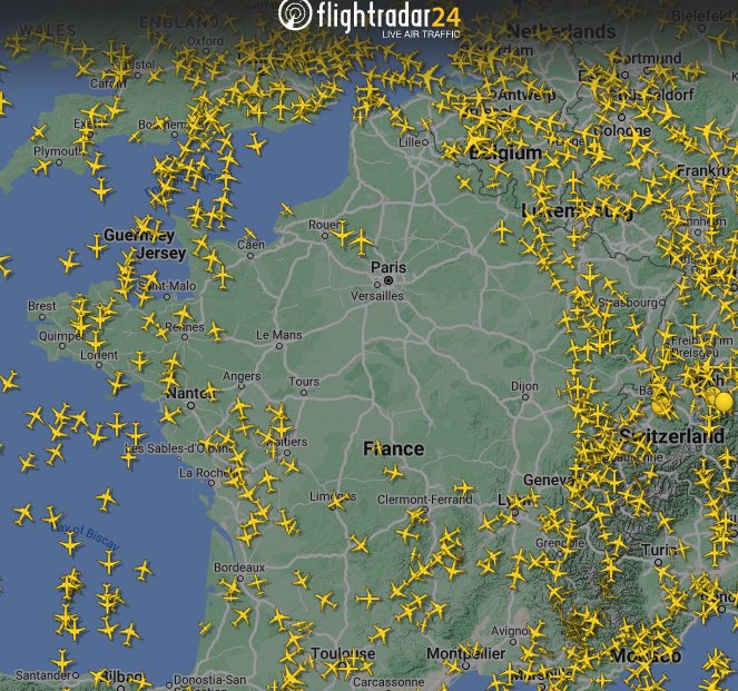 MarksLarks's tweet image. The #OlympicGames  air exclusion zone right now is pretty stunning.