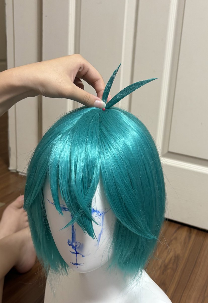 그래서 사촌동생 가발세팅 언제 다 해?.,..,.
누나 피곤하다