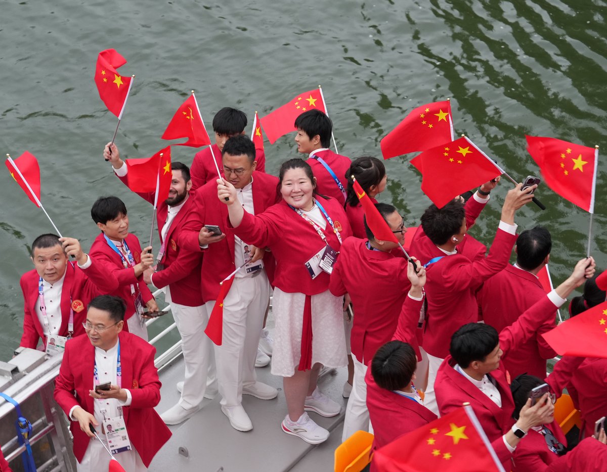 OlympicsCN's tweet photo. In red ❤️🇨🇳
#Paris2024 #OpeningCeremony https://t.co/w52f6ecyWD