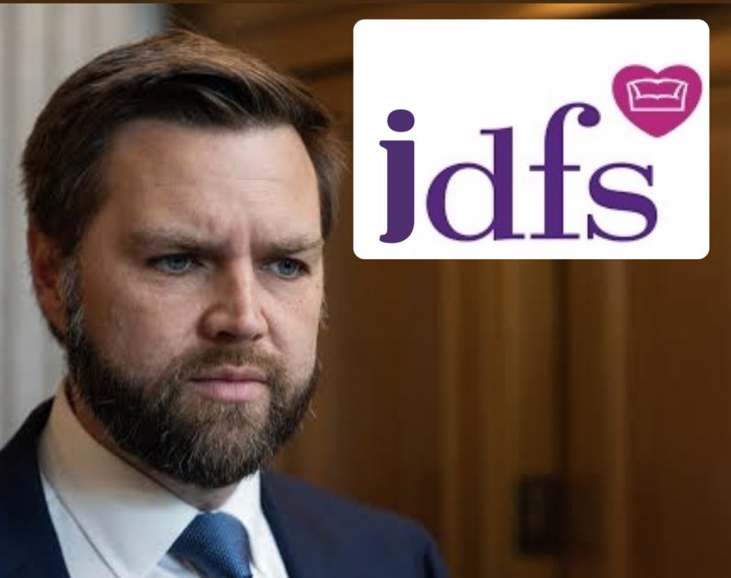 Mg1701E's tweet photo. @TeddyRoosevalt #IDFS
#jdvancecouch 
(This one might only work in the UK) 🤷🏻‍♂️ https://t.co/lIz4cOs6Zw