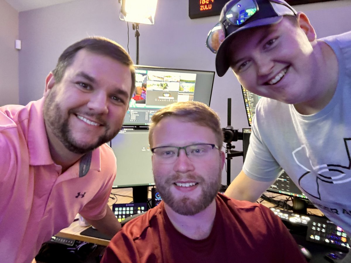 Solving the world’s problems today! <a href="/ryanhallyall/">Ryan Hall, Y’all</a> <a href="/CB_StormChasing/">Caleb Beacham</a>