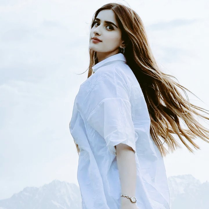 Alishba12Anjum's tweet photo. ہم ہوا کہ دوش ہے چلے جاتے ہیں منزل،راستہ،سفر ،ہم سفرسے قدرے بے نیاز
#wrting #writtercommunity #Free https://t.co/0E798xIG5r