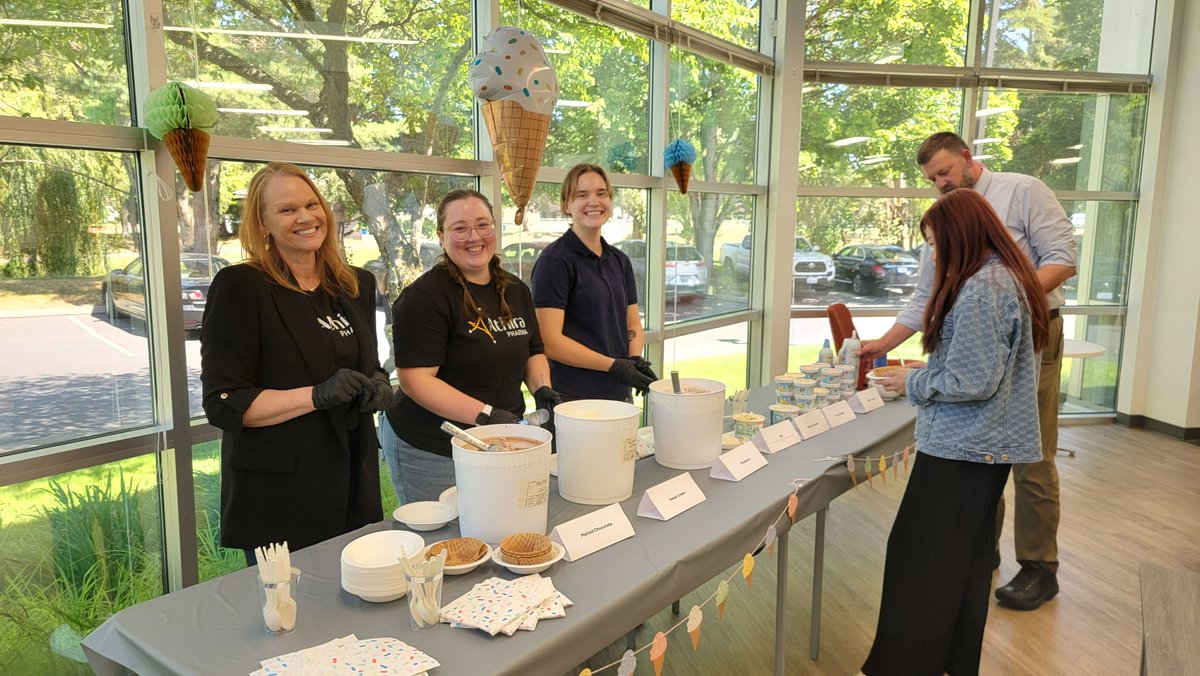 leonabioinc's tweet photo. Last week, the #AthiraTeam gathered for an ice cream social hour at our Seattle office to catch up and decompress over tasty treats. Big thank you to our admin team for hosting the event, we’re grateful for the opportunity to bring the team together! https://t.co/65IdNQ6p6M