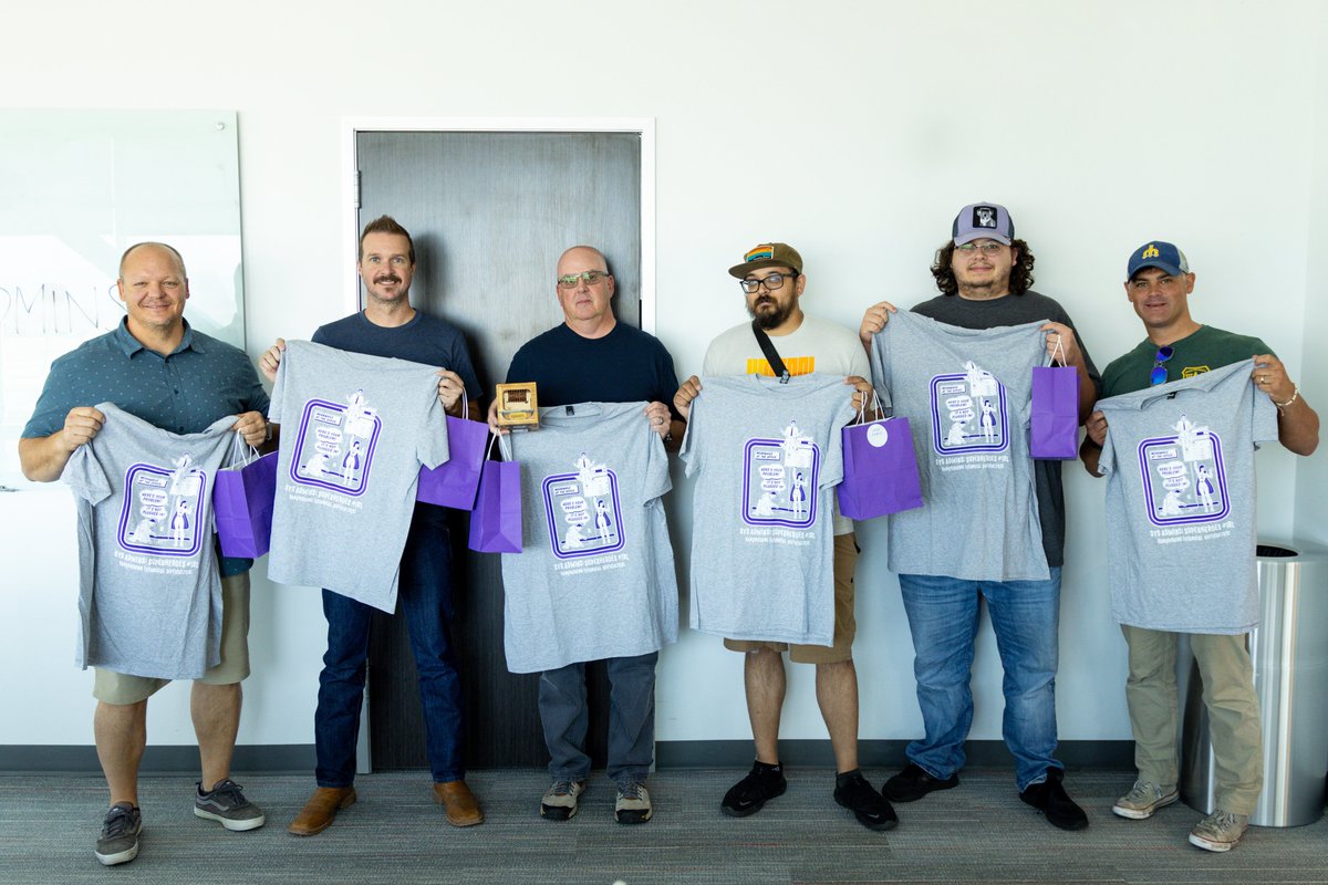 Happy #SysAdminDay from our Sys Admins to yours! (and also 😏from our CEO). #PrinterLogicSysAdminDay buff.ly/3SLdXDp