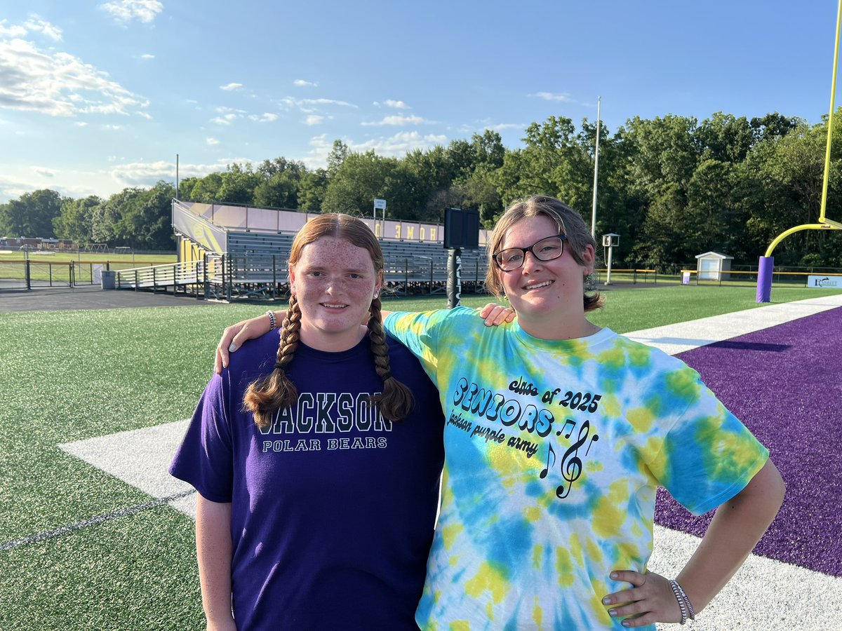 TheFritz330's tweet image. I know it’s hard to believe but Friday Night Lights in our communities are only a few weeks away. My senior &amp;amp; sophomore daughters brought it tonight for the Purple Army’s preview show here in Jackson. 💜🐾💛 What do you think about the size of our band??  Go Bears!#StarkCounty 🏈