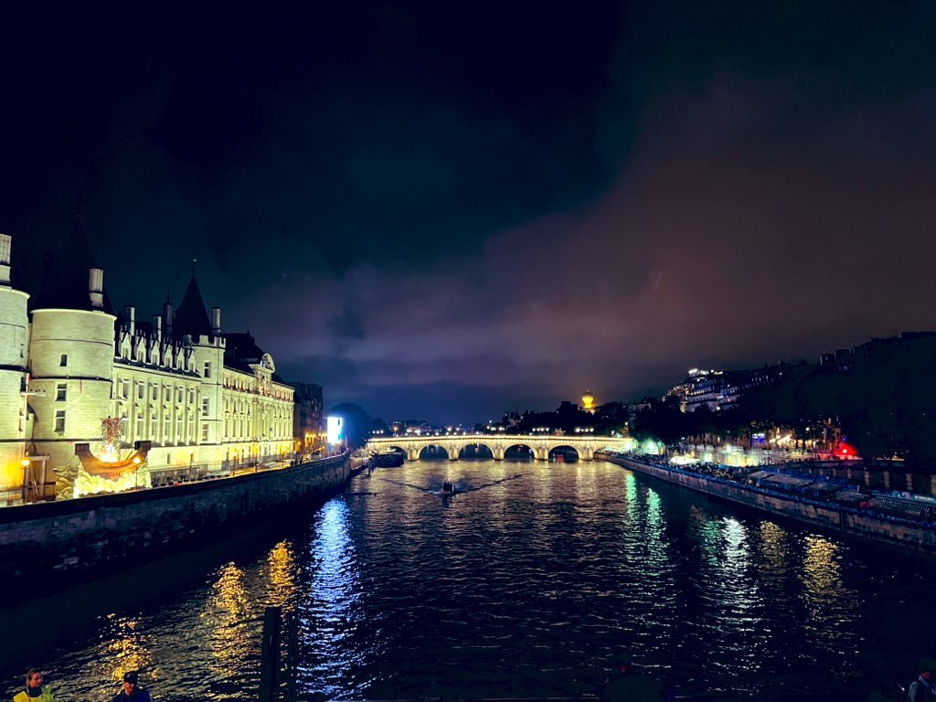 Matt Gauthier, PT, DPT, SCS (@mattgauthierdpt) on Twitter photo Holy cow. Check this one off the bucket list. #PARIS2024 Holy cow. Check this one off the bucket list. #PARIS2024
