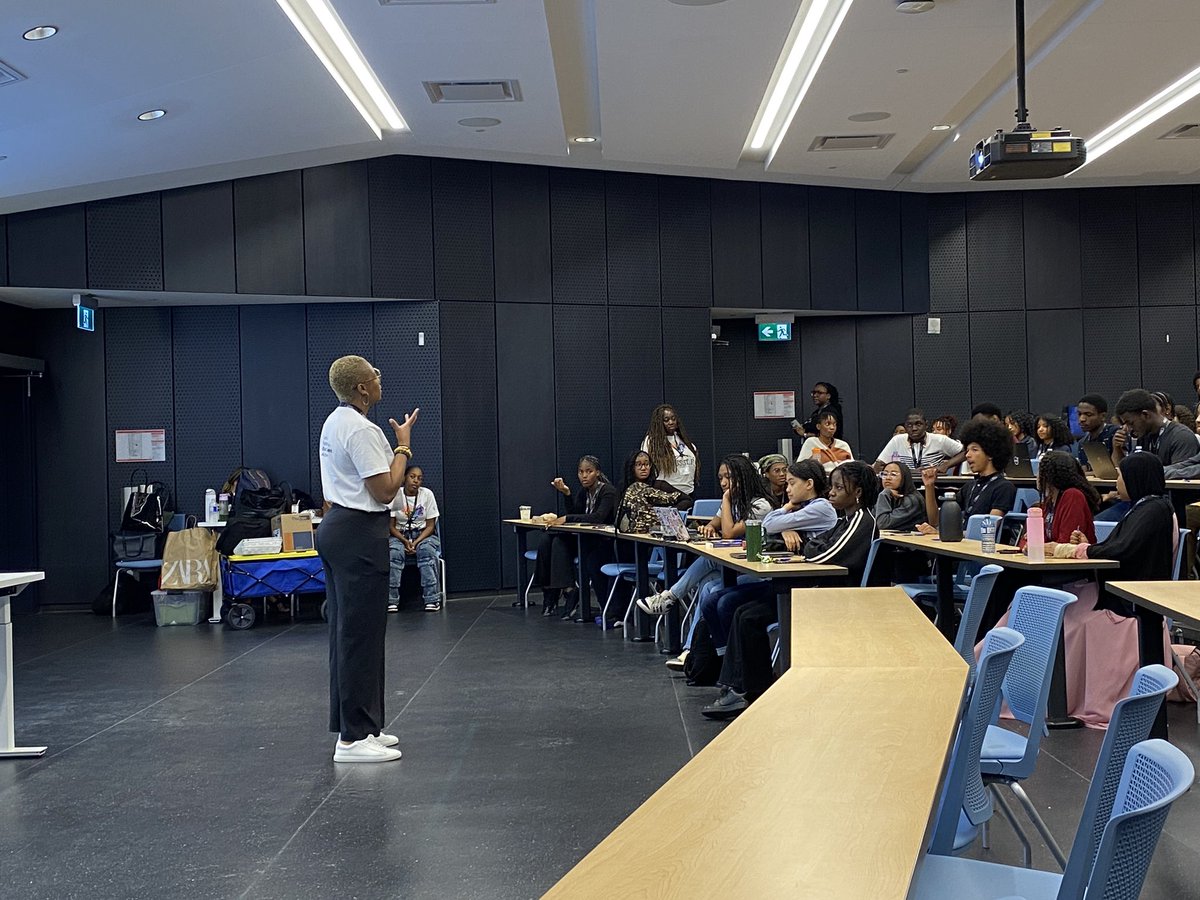 tdsb_cebsa's tweet photo. Today, we wrapped up another great week of the 2024 Black Student Summer Leadership Program. Junior Leaders spent the morning working on their Youth Participatory Action Research projects and developing their research skills.

#tdsbcebsa #TDSBSummer2024 #BSSLP https://t.co/YrGZGbue96
