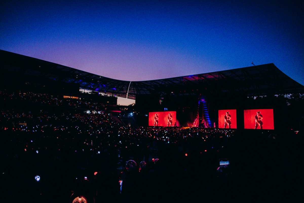 BMOStadium's tweet image. Crazy boys are getting 환장 🌟
Thank you ATINY for joining us for ATEEZ’s first US stadium shows 🙌

#ATINY #ATEEZ #ATEEZinLA #TOWARDS_THE_LIGHT #bmostadium
