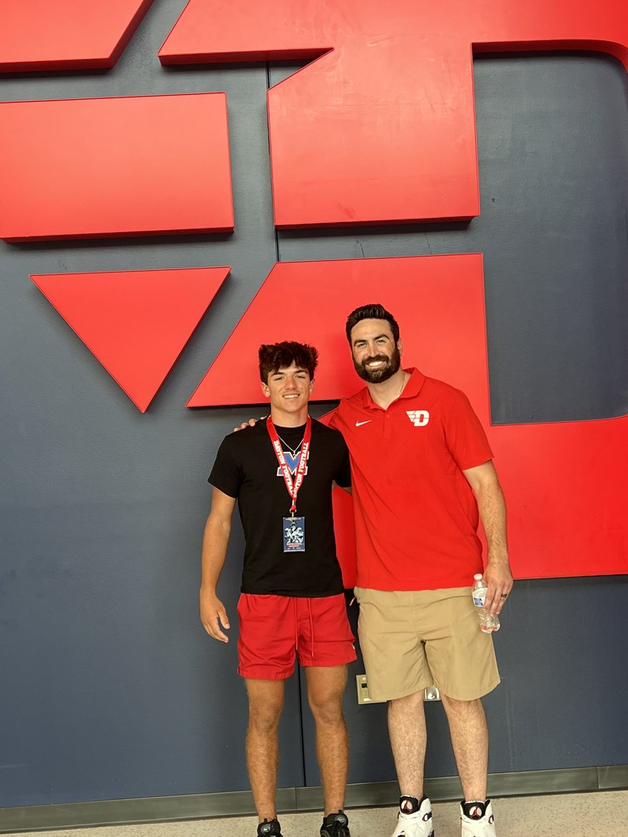 Hunter Stroud (@hunterrstroud3) on Twitter photo Had a great visit at Dayton University today! Was also great to meet the head coach <a href="/TDAndrews4/">Coach Trevor Andrews</a> along with my position coach <a href="/CoachCos16/">Sam Costantino</a> and offensive coordinator <a href="/CoachWhalen59/">Greg Whalen</a>. Beautiful campus and good vibes. <a href="/ArtesianNation/">Artesian Athletics</a> <a href="/CoachDug/">Brian Dugger</a> <a href="/DaytonFootball/">Dayton Football</a> Had a great visit at Dayton University today! Was also great to meet the head coach <a href="/TDAndrews4/">Coach Trevor Andrews</a> along with my position coach <a href="/CoachCos16/">Sam Costantino</a> and offensive coordinator <a href="/CoachWhalen59/">Greg Whalen</a>. Beautiful campus and good vibes. <a href="/ArtesianNation/">Artesian Athletics</a> <a href="/CoachDug/">Brian Dugger</a> <a href="/DaytonFootball/">Dayton Football</a>