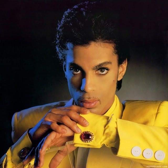 dancingdrea1's tweet photo. Happy Friday! #Prince #princepicoftheweek #PRINCE4EVER https://t.co/at79x7v18e