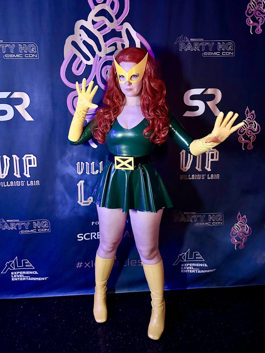 Day 1.5 of SDCC as Marvel Girl for the AntiHero After Party 💚