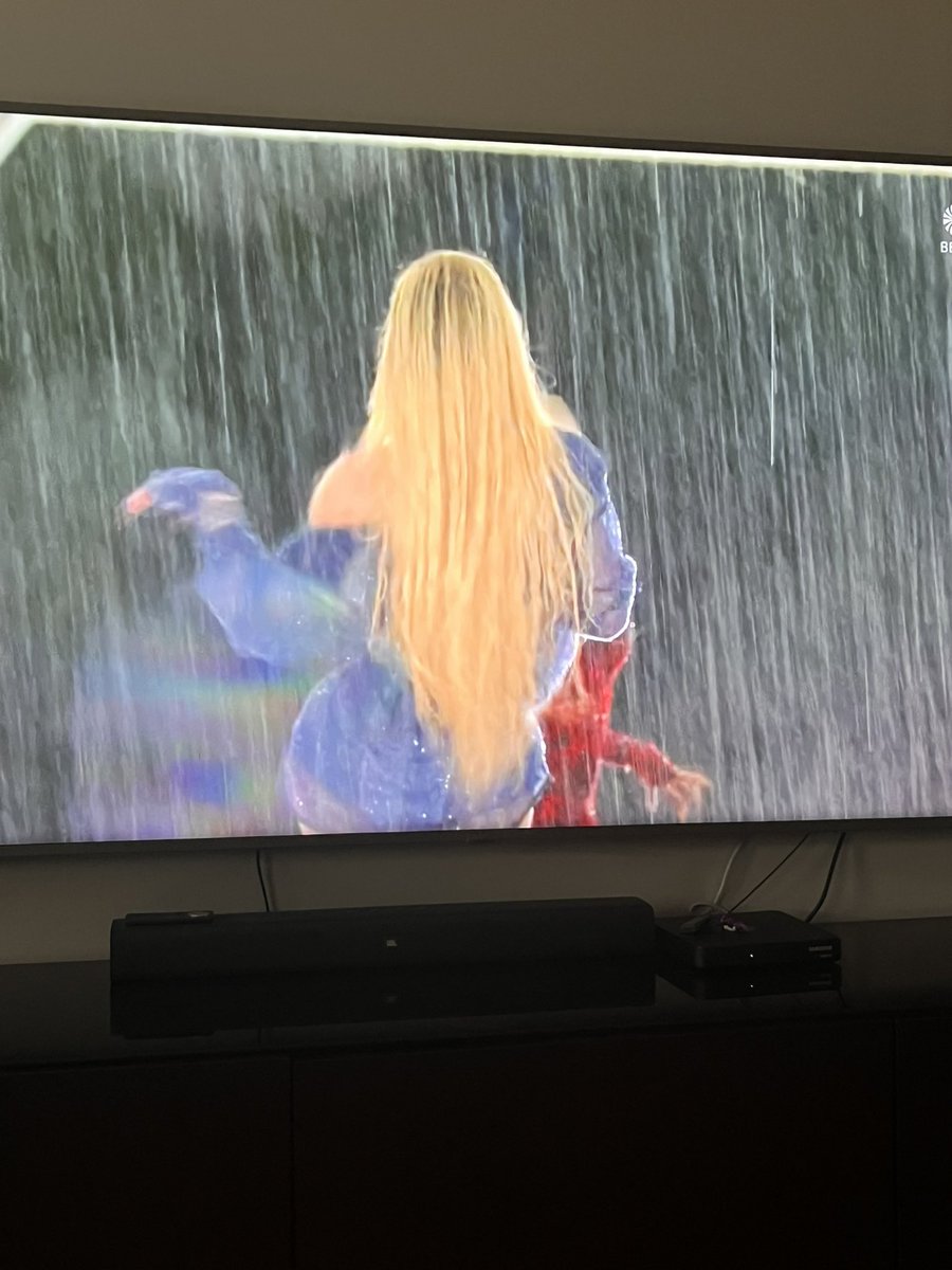 Hugur minn er hjá fyrirsætunum sem eru að berjast við að standa í lappirnar á setningunni á ólympíuleikunum.