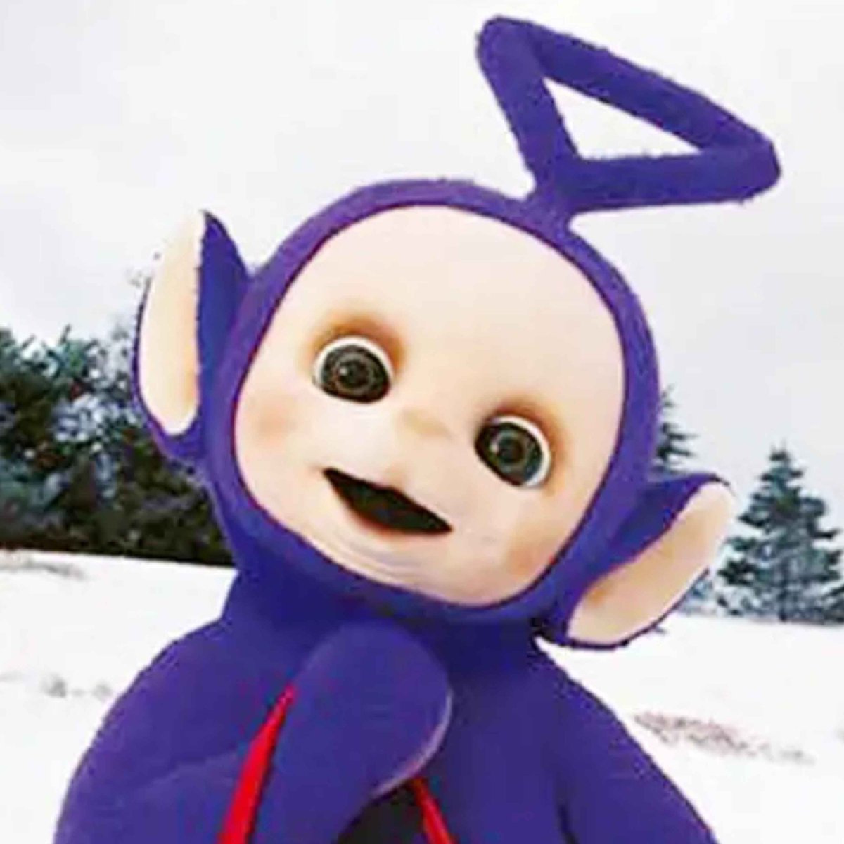 dailyslendy's tweet photo. This is the original image used for the face of the Teletubbies models.
Credits to @Fredchair_ for the information https://t.co/md4YEX6tTm