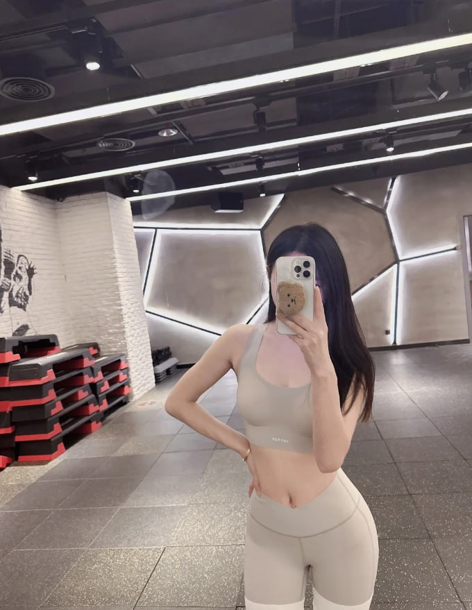 ruby23881's tweet photo. After working out, take photos to double the effect of your exercise. ❤️ https://t.co/VHPP82jeMT
