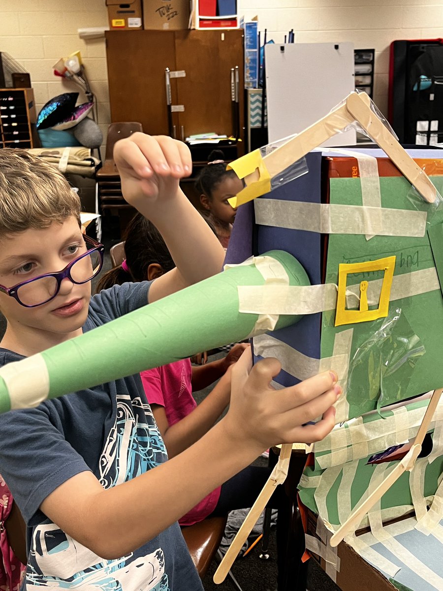 Mrs. Brown's Class tweet media