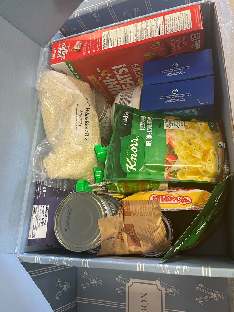 📢 Emergency Response Update 📢

Today, our team at the Central Okanagan Food Bank is prepping, packing, and scheduling emergency hampers to go out to Kaslo. 

Stay strong, Kaslo. We're here for you. 🌟 #CentralOkanaganFoodBank #EmergencyResponse #CommunitySupport #WildfireRelief