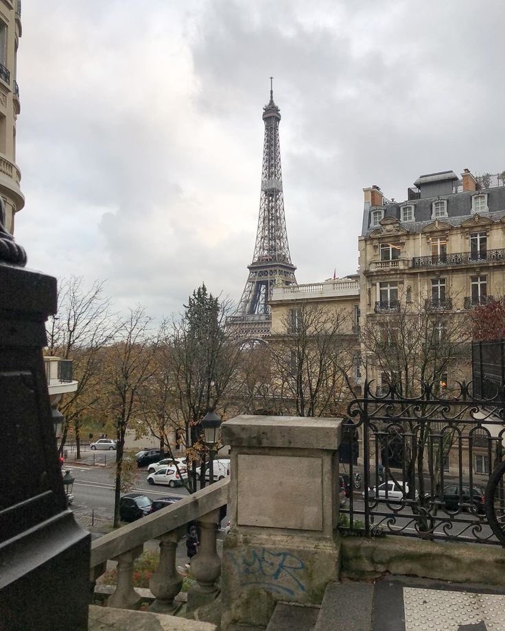 ShiroNoOne's tweet photo. France, Paris 🇫🇷 https://t.co/4B5wB7mE7B