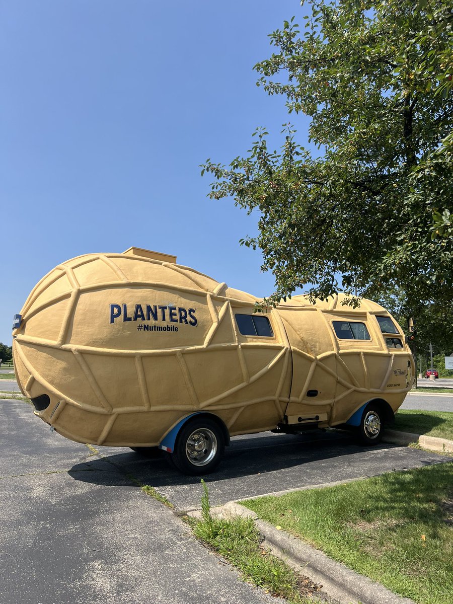 BlakeWeiner's tweet photo. Sup #Nutmobile https://t.co/AlqTl58wTI