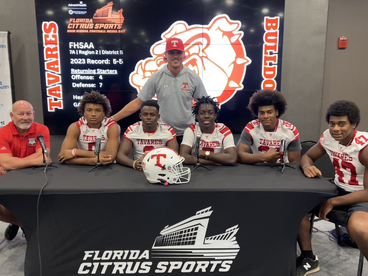 Preps352's tweet image. It’s almost time to drop the initial #Lake8 Rankings! 

Will the Burg stay on top or a will a new contender make way for the top spot! 

#LakeCounty #Preps352 #FLAHSFB #Preseason 

@leesburghsfb @FootballTavares @ERHSFB @MDCanes19 @LMHS_HawksFTBL @eustis_football @FootballSlhs