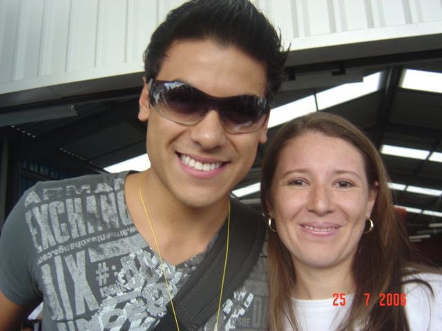 AnCoBaLo's tweet photo. Según esta fotografía, hace 18 años conocí a @_CarlosRivera luego de 2 años de seguirle, ya son #20años en total, será que lo celebramos el #9deAgosto en #Huamantla ? 🤫😬 🇬🇹 https://t.co/rSUS7CgoYB