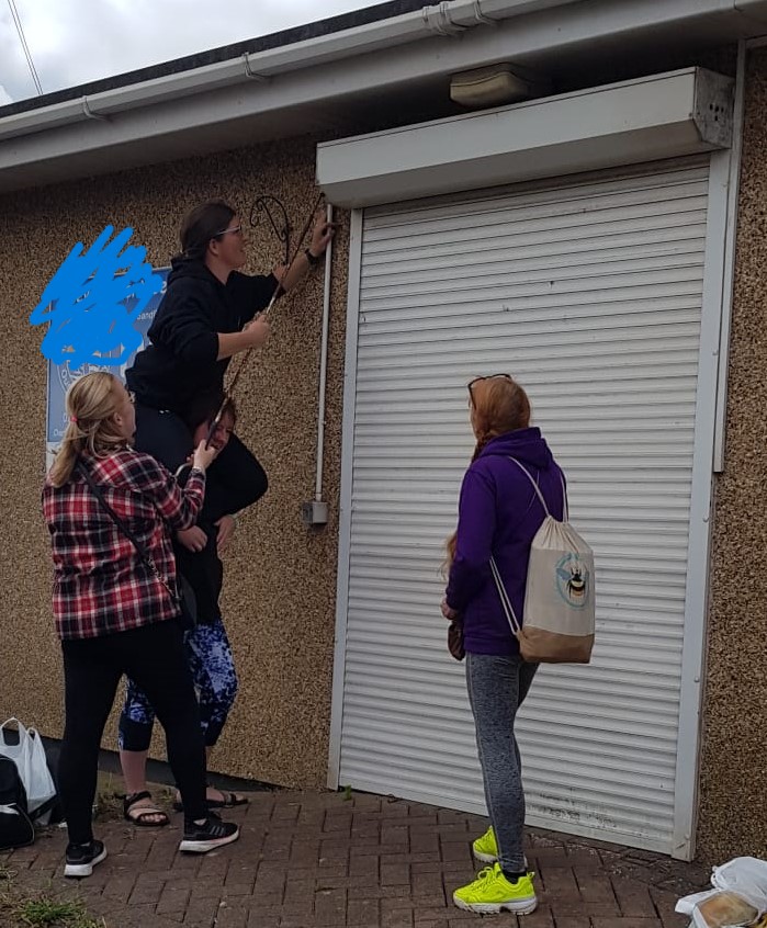 CicPhysical's tweet photo. Dedication! What we had to do when the fuse on the electric shutter had tripped and we couldn't get in to work!
#teamworkmakesthedreamwork
#sisterhoodovercompetition
#strongwomenlifteachotherup
#goforitgirls
#togethertowardstomorrow https://t.co/5JlCY8oAMU