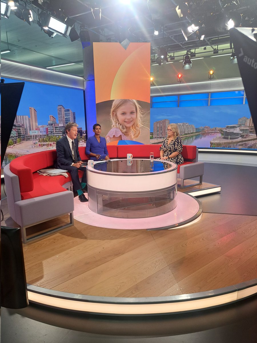 Please read our joint press release with <a href="/NHSEngland/">NHS England</a> on feeding parents in hospital. Plus also the link to the BBC Breakfast interview this morning. 
So proud to be making the changes Sophie wanted. 
sophieslegacy.co.uk/post/sophie-s-…