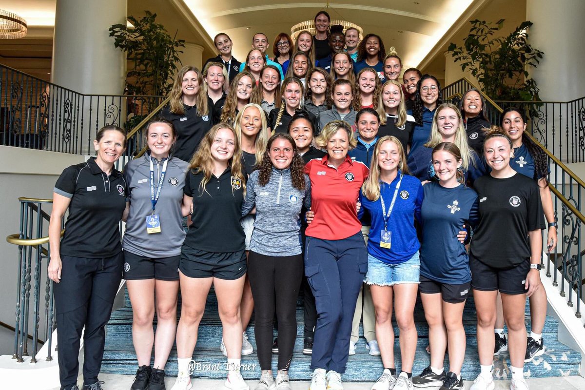 vadcrefs's tweet photo. USYS National Championship Series Female Referees
July 23 β July 28, 2024 in Orlando, FL. Dedication makes dreams come true. ~ Kobe Bryant #Proud #NewTheAssignment #movingforward #thirdteam #maketherightcall @vayouthsoccer https://t.co/Vyf3iDbgk9