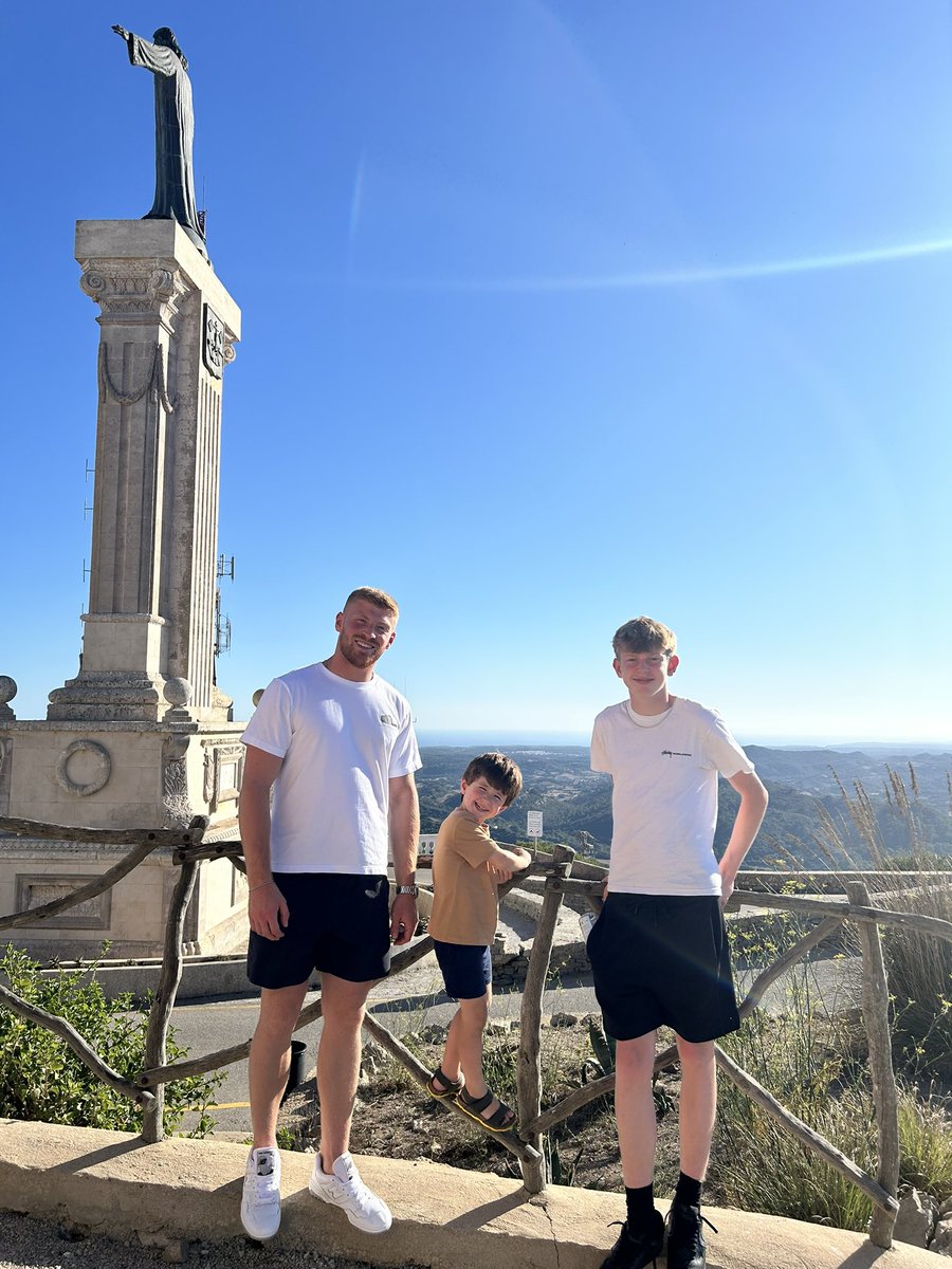 Iain O’Neil tweet media