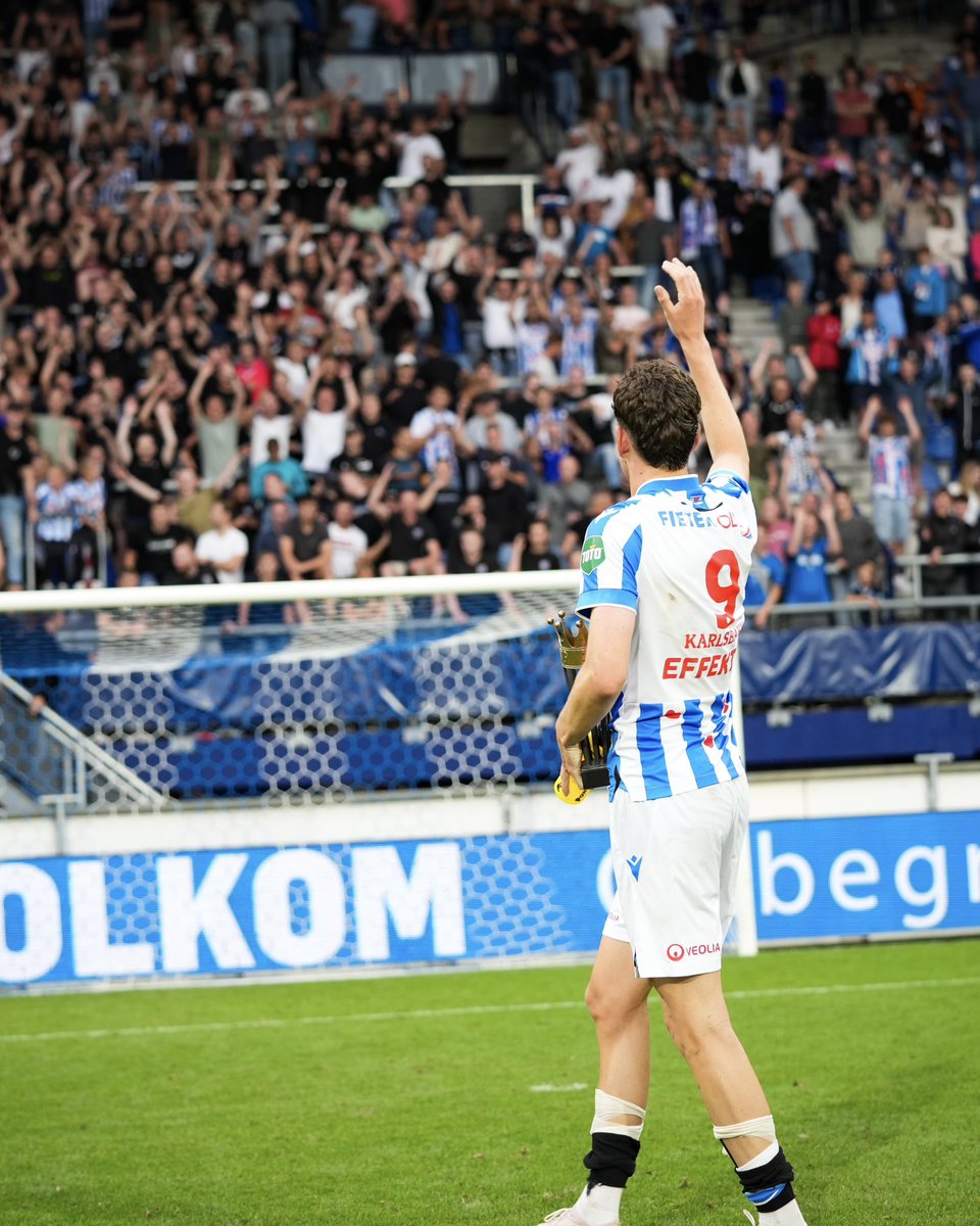 scHeerenveen's tweet photo. 🫶🏼 𝐇𝐚𝐭𝐭𝐫𝐢𝐜𝐤 𝐡𝐞𝐫𝐨
#HEEVAL https://t.co/4vvuYSy8Dt