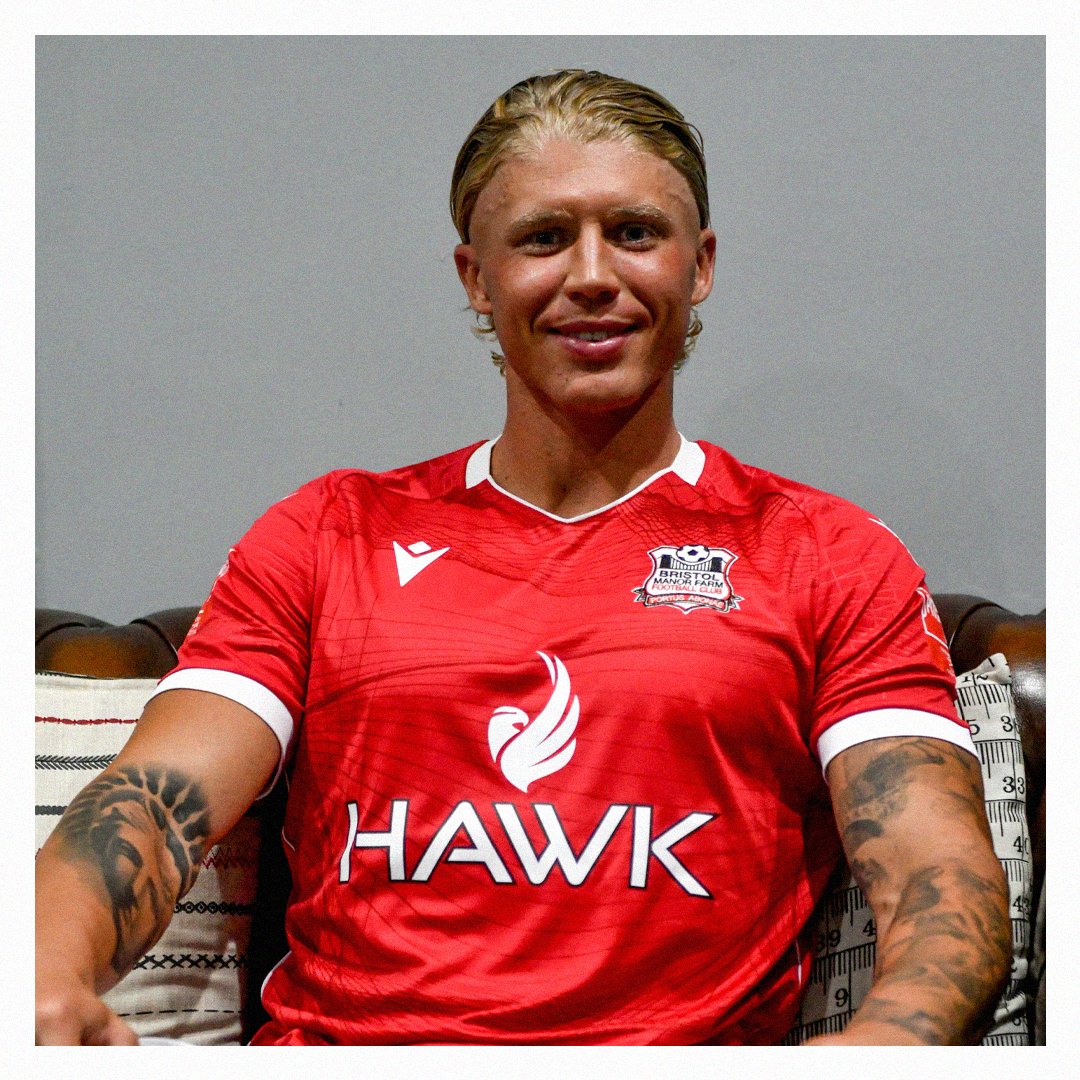 ManorFarmFC's tweet photo. Bristol Manor Farm Reveals 2024/25 Kits at @CliftonSuits ✂️

What do you think, Farmy Army? 👀 

All shirts will be available to purchase online through @MacronCardiff soon!

#UpTheFarm