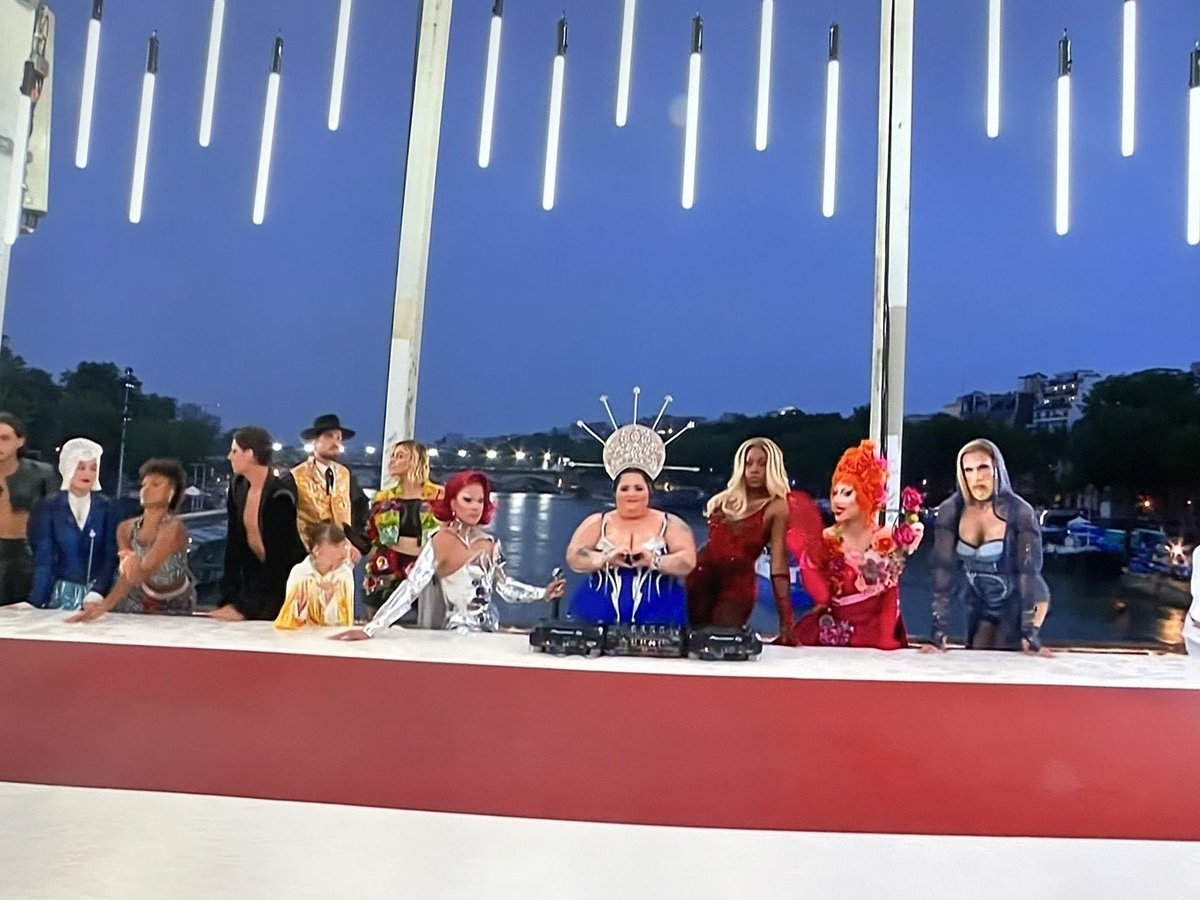 Le Syndicat de la Famille tweet media