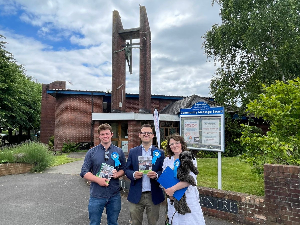 Anna Robinson tweet media