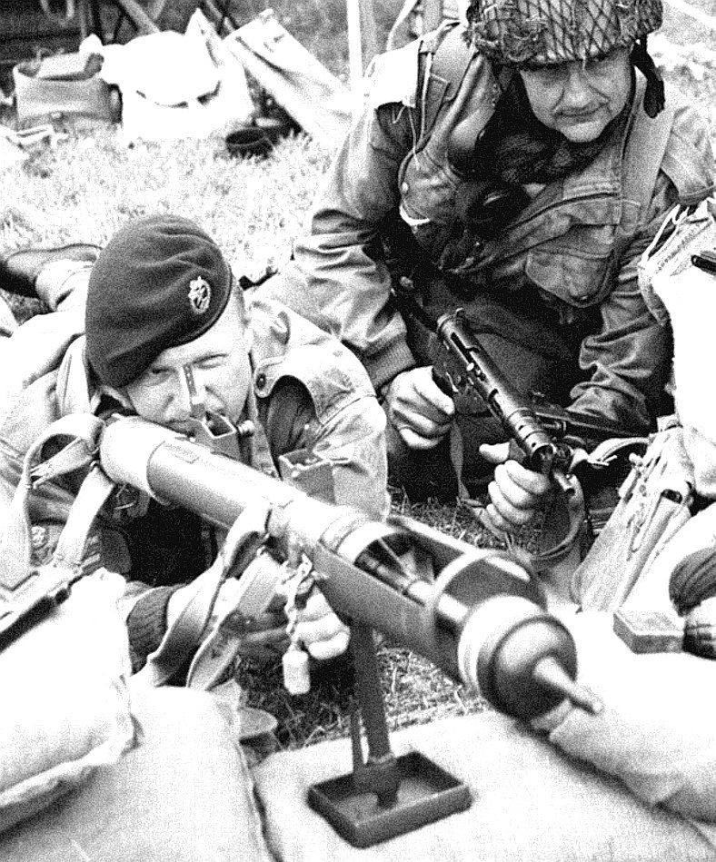 hamandjampod's tweet photo. Someone brought up a PIAT....
@WeHaveWaysPod Fest'24.
#hamandjam #britishairborne #GliderPilotRegiment #piat #6airbornedivision https://t.co/uUXm0la5sX