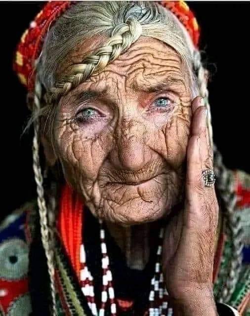 Native_lover_tw's tweet photo. Today my birthday 105 year old. ... /., https://t.co/JVRZiiXqzq