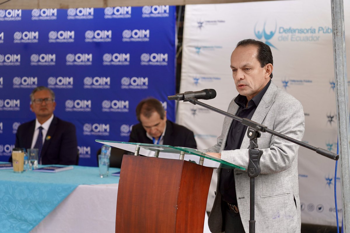 DefPublicaEC's tweet photo. #Hoy | La #DefensoríaPública, con el apoyo de @OIMEcuador y el @gad_de_mejia, inauguró el proyecto Ruta de los Derechos. 🚐

El Defensor Público General del Estado, Ricardo Morales Vela (@rwmvcnj), junto con José Iván Dávalos (@jidavaloss), representante de la OIM en Ecuador, y el alcalde de Mejía, Wilson Rodríguez, dio inicio a este proyecto, que llegará a los sectores olvidados del país para que la ciudadanía acceda a los servicios de defensa legal gratuita. 💪⚖️

#RutaDeLosDerechos #DefensaLegalGratuita #JusticiaParaTodos