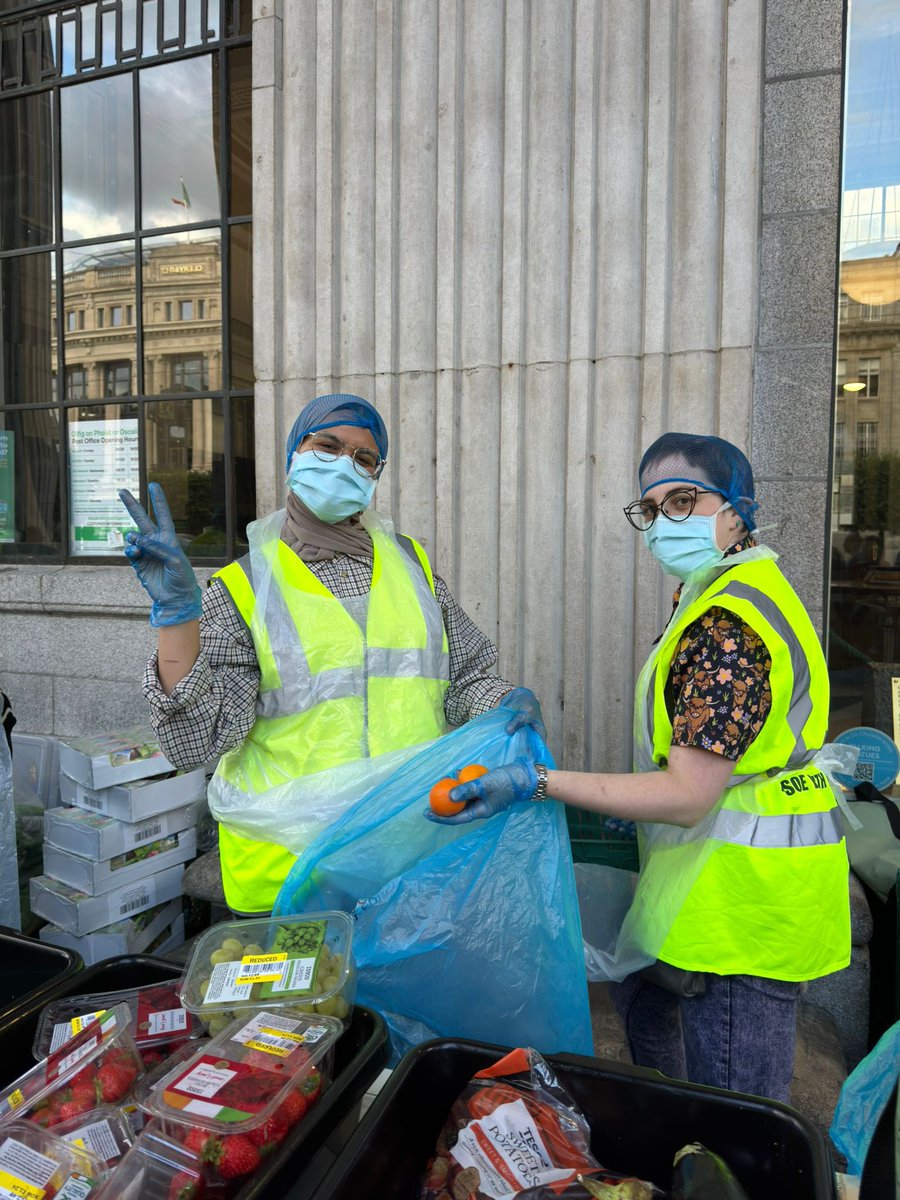 Muslim Sisters of Eire tweet media