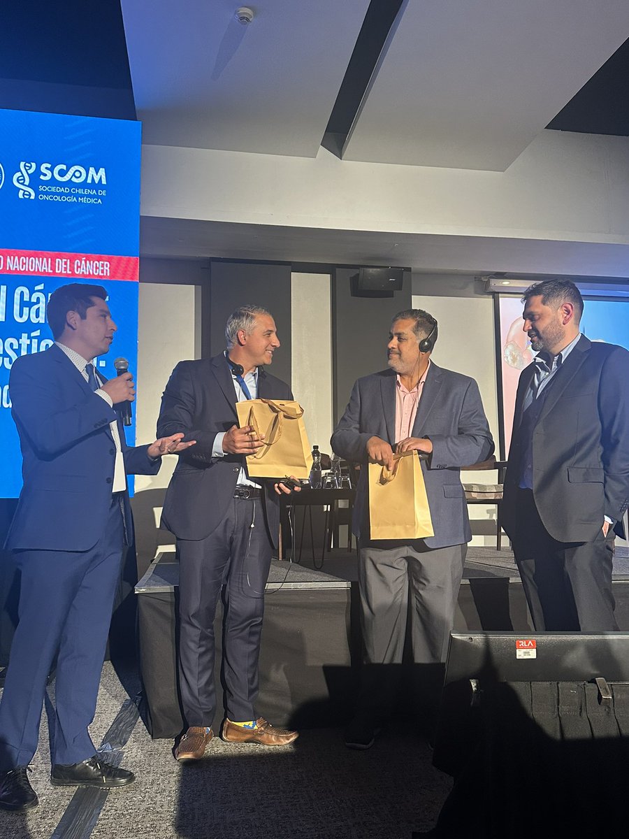 Thanks to <a href="/DrJohnSfakianos/">Dr. John Sfakianos</a> and <a href="/NYCRoboticTeam/">Ketan K. Badani MD</a> for coming to Chile and share your experience and knowledge in our meeting. #2cursoanualurologiaINC <a href="/incancer/">Incancer Chile</a> <a href="/randombe/">Roberto Vilches</a>