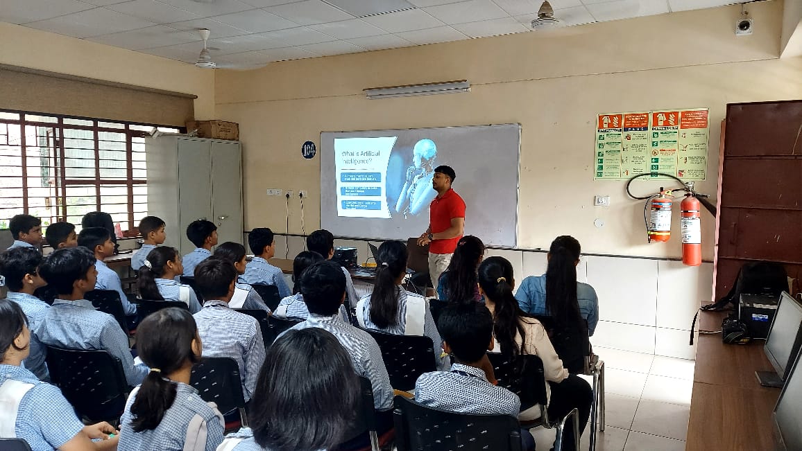 gcssspv's tweet photo. SHIKSHA SAPTAH, DAY 5, 26-7-2024 Skilling &amp; Digital initiatives Activities
 like artificial intelligence, ART &amp; craft, embroidery, beauty wellness &amp; ,painting were 
conducted to enhance skill based learning among students in @gcssspv
@Dir_Education https://t.co/X9O09W2MkN