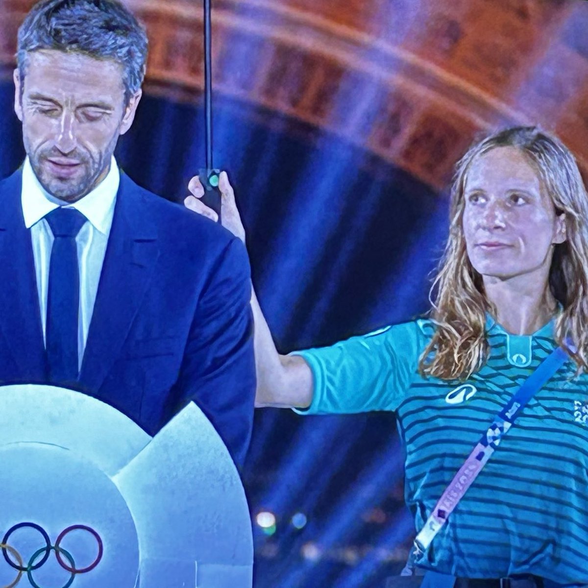 Dan Walker tweet media