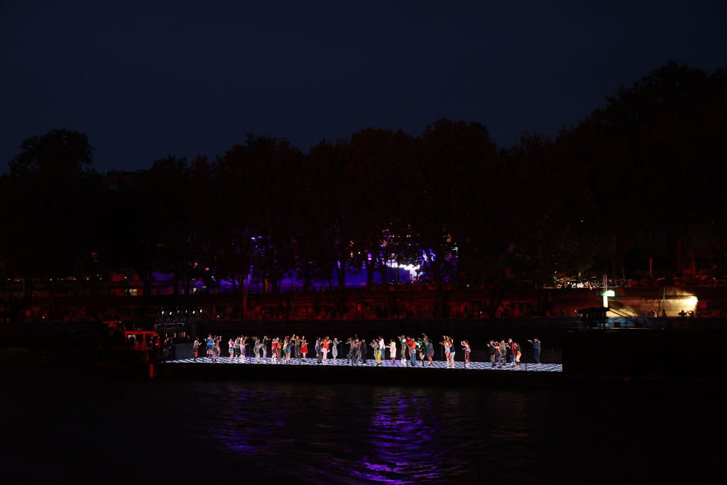 Nos valeurs de solidarité et d’inclusion sont à l’honneur à l’occasion de la cérémonie d’ouverture des Jeux Olympiques de #Paris2024.

Bonne chance à tous les athlètes 🇪🇺 !