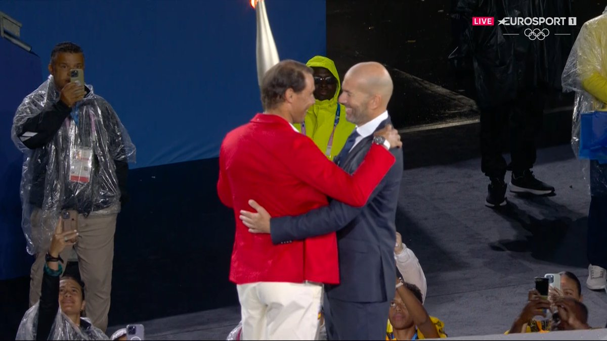 Stroppa_Del's tweet photo. What a moment for Rafa #Olympics https://t.co/zfjb2CJHjJ