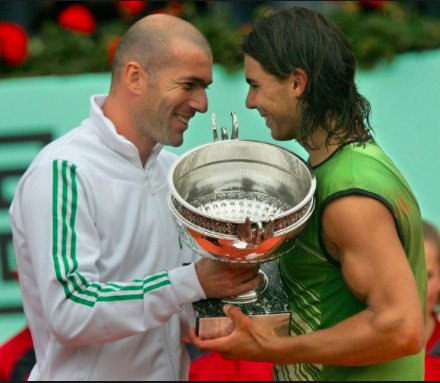 raghavv_01's tweet photo. Rafael Nadal x Zinedine Zidane in Paris

2005                                                         2024 https://t.co/8LvtIXLmUN