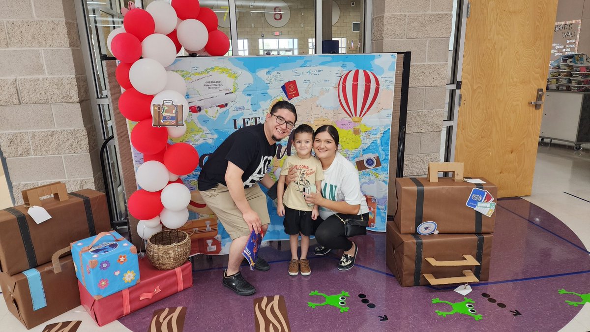 YsletaPKLibrary's tweet photo. π Let the adventure begin!!π
Welcoming all pre-K and pre-school parents to our Parent Orientation today! π . π§Έπ #PreKOrientation #EarlyLearning #CommunityEngagement @nlsierra1 @MSuizette @YsletaPreK https://t.co/t7q2V2PXTS