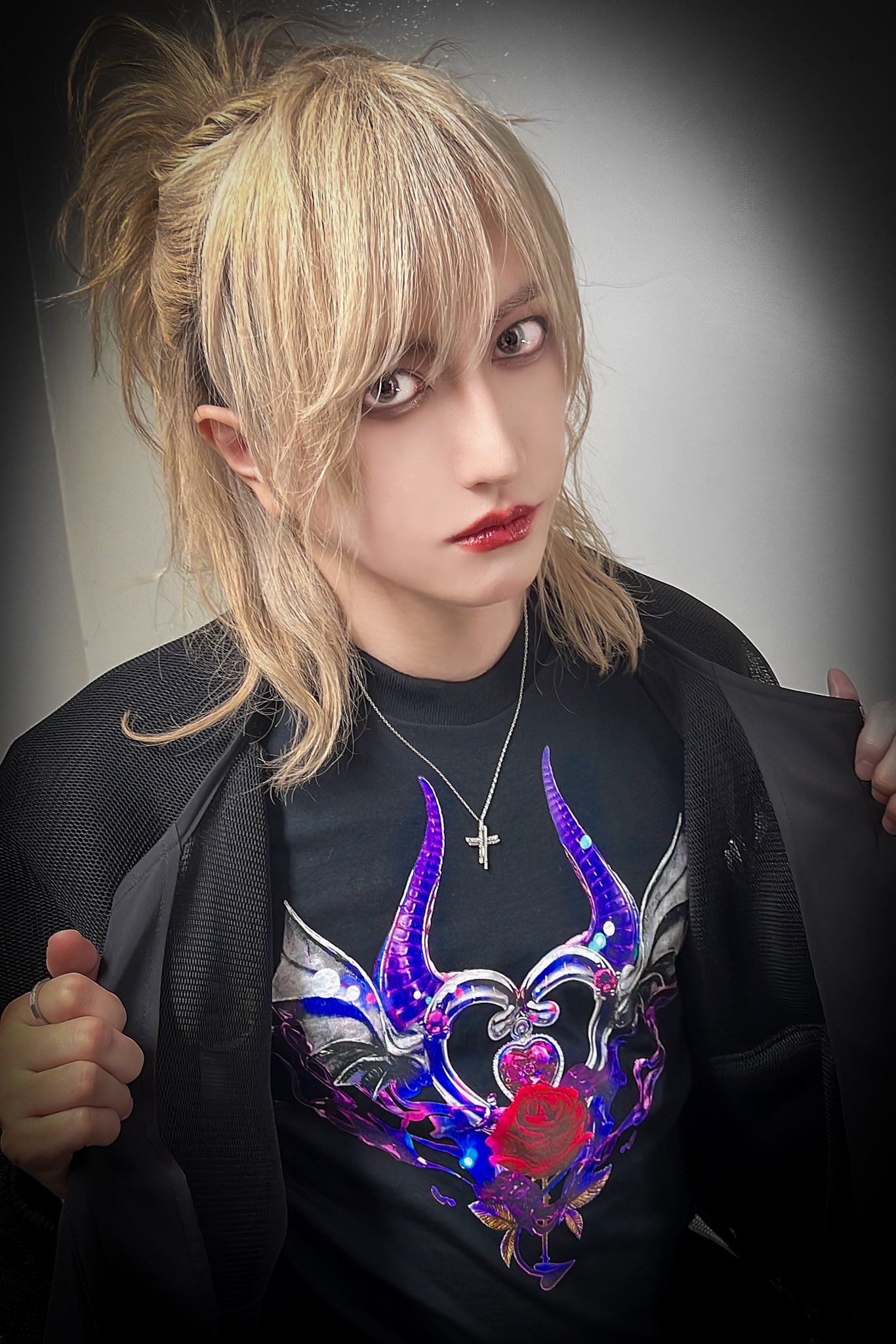 【MIAE】Me愛 - Me愛 T-SHIRT Me愛 - Me愛 Tシャツ (マゼンタ) - MIAE | 60% - アジア