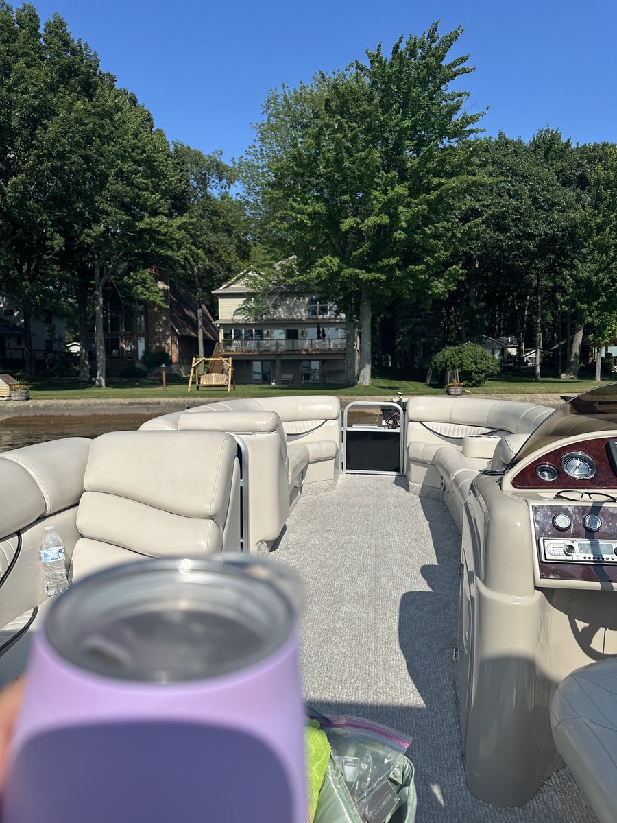 As much as I miss my previous career, with 9 Olympics under my belt as a journo - 7 with ⁦<a href="/freep/">Detroit Free Press</a>⁩ - it is the friendships on the beat that I miss the most, truly. So I will be following ⁦<a href="/cbrennansports/">Christine Brennan</a>⁩, ⁦<a href="/sbregman87/">Scott Bregman</a>⁩ and ⁦<a href="/annkillion/">Ann Killion</a>⁩ as I, well,chill