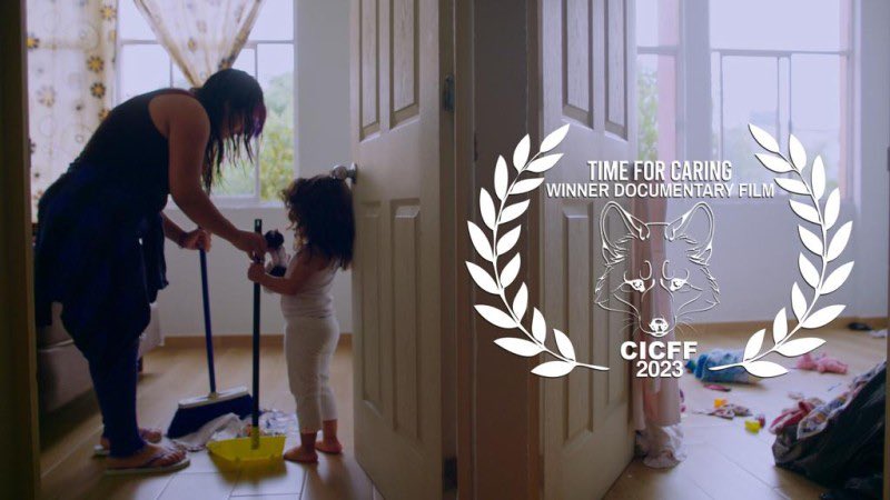 📅 ¡una semana más! Ven a la Cineteca este fin de semana  y asiste a la función el sábado a las 16:45 00 hrs y el domingo a ls 15:15 00hrs para ver el documental “El tiempo de la hormiga” #Documental #TrabajoDoméstico #Género