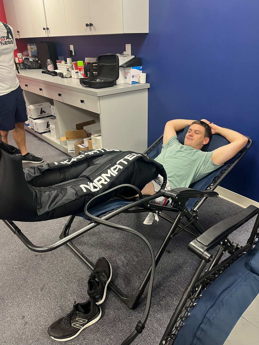 Thomas Grant (@wheelsgrant) on Twitter photo First and last time in these contraptions..
Pins up, ready to rock tomorrow!
Eastern Conference Final live on FS1 from 1pm! Get your rugby fix 🏉
🐎Free Jacks v Chicago Hounds🐶
📸<a href="/TomKindley/">Tom Kindley</a> First and last time in these contraptions..
Pins up, ready to rock tomorrow!
Eastern Conference Final live on FS1 from 1pm! Get your rugby fix 🏉
🐎Free Jacks v Chicago Hounds🐶
📸<a href="/TomKindley/">Tom Kindley</a>